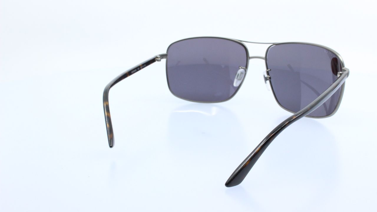 GUCCI - EZÜST - GG0065SK