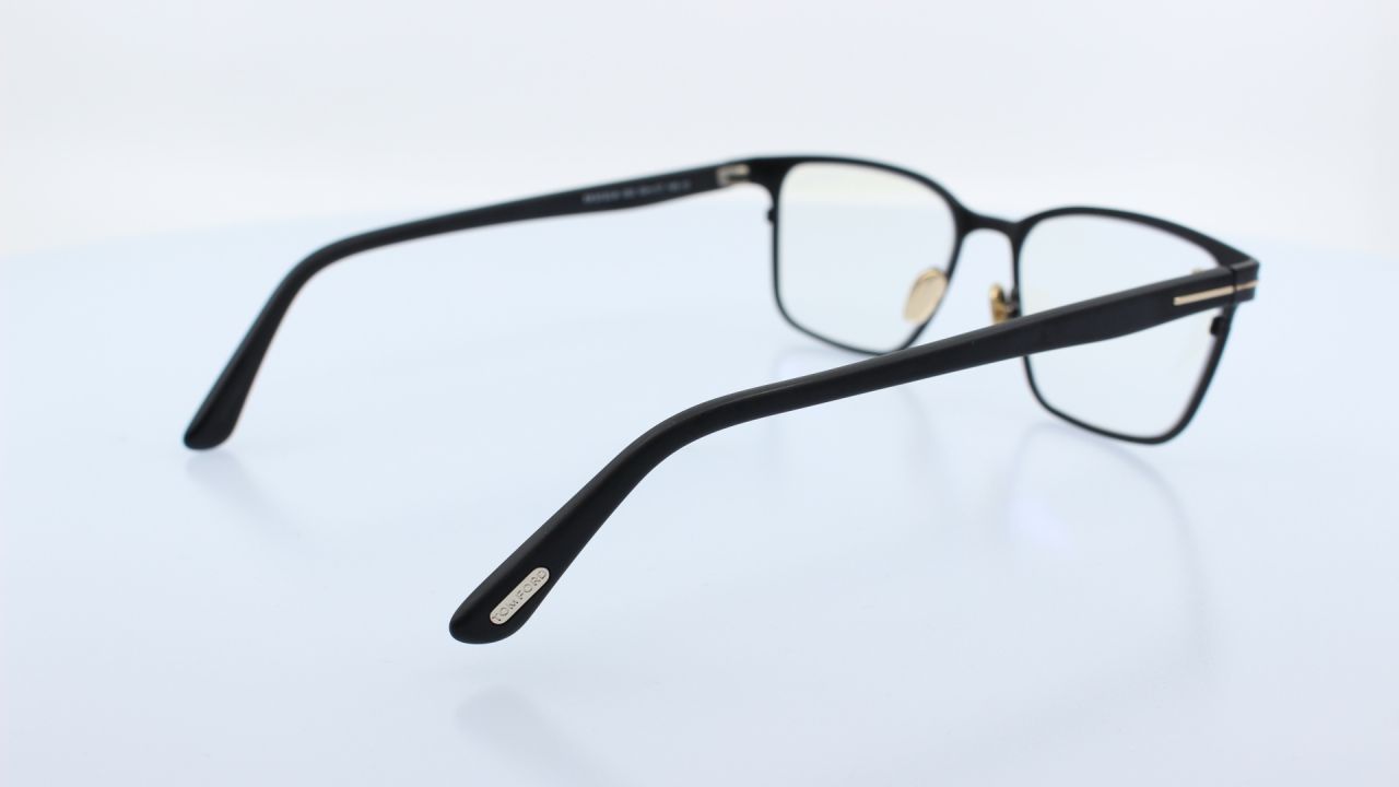 TOM FORD - FEKETE - 5733-B