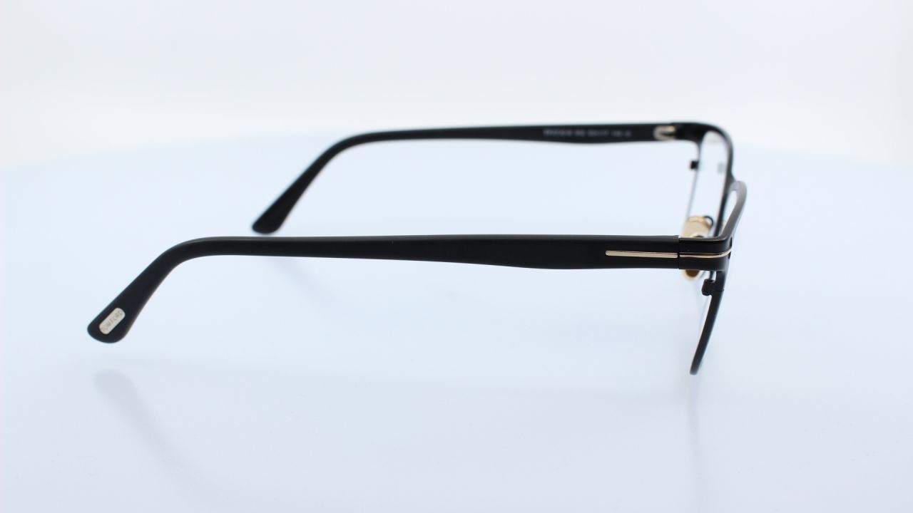 TOM FORD - FEKETE - 5733-B