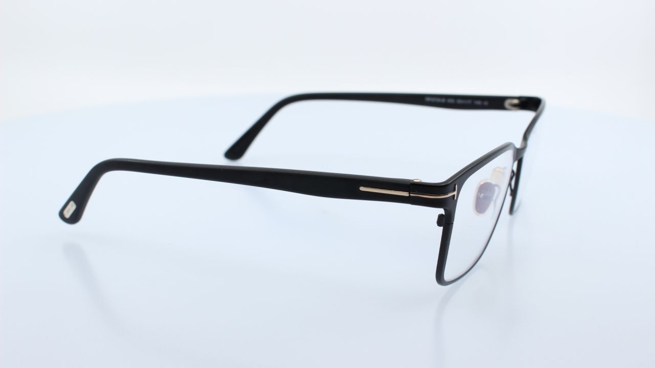 TOM FORD - FEKETE - 5733-B