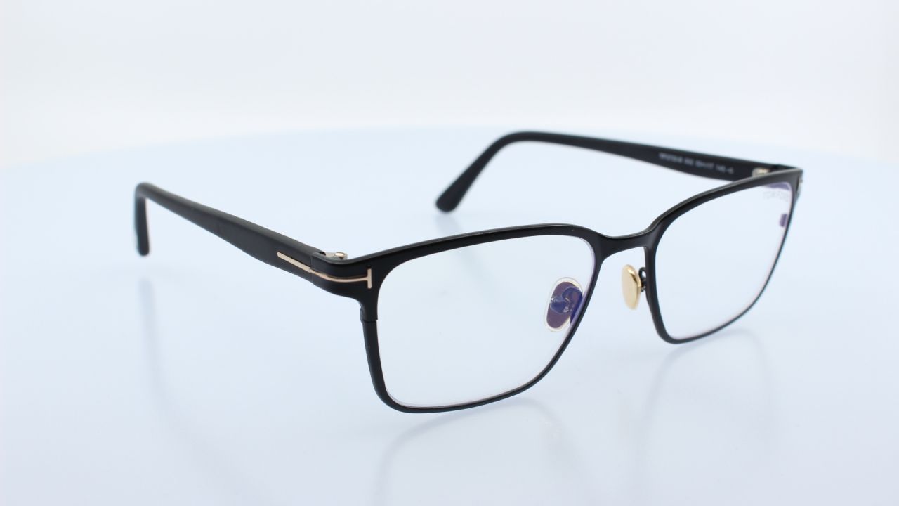 TOM FORD - FEKETE - 5733-B