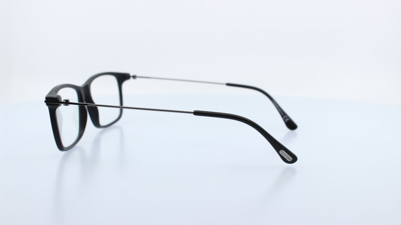 TOM FORD - FEKETE - 5758-B