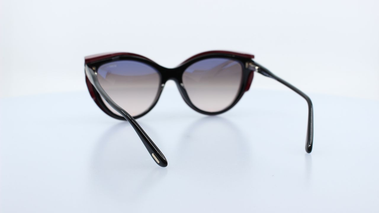 TOM FORD - FEKETE - 5772-B