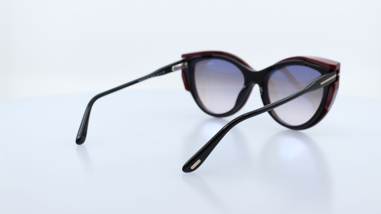 TOM FORD - FEKETE - 5772-B