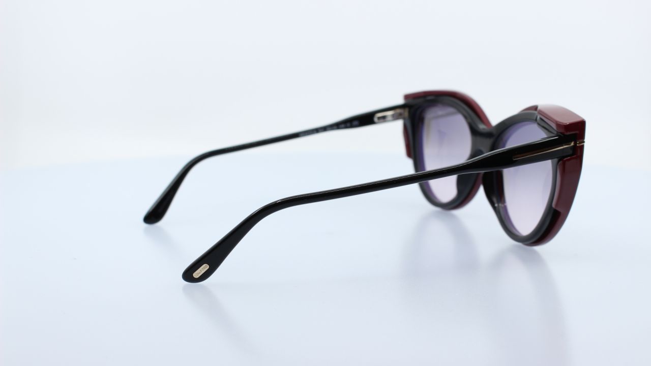 TOM FORD - FEKETE - 5772-B