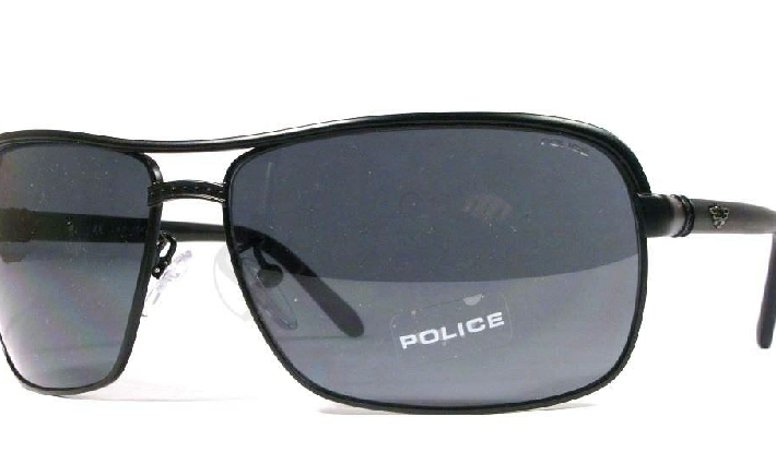 POLICE 8852
